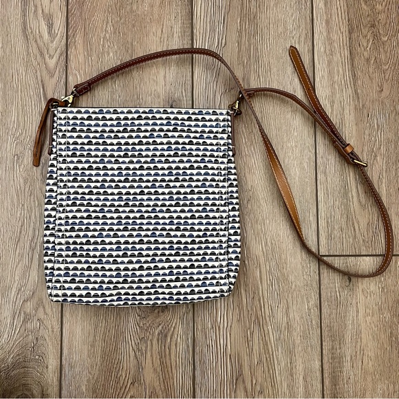 Fossil white crossbody with black and blue circular print - Picture 6 of 8